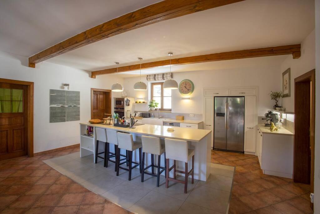 7 Bedroom Secluded Villa Close To Prague Ricany (Central Bohemian) Exterior foto