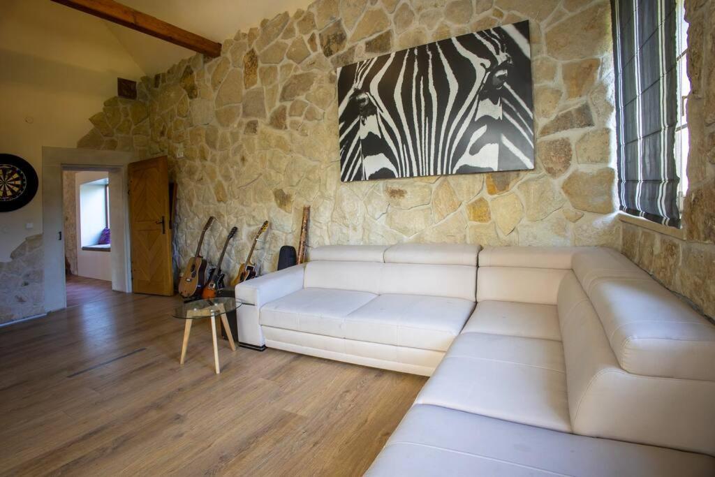 7 Bedroom Secluded Villa Close To Prague Ricany (Central Bohemian) Exterior foto